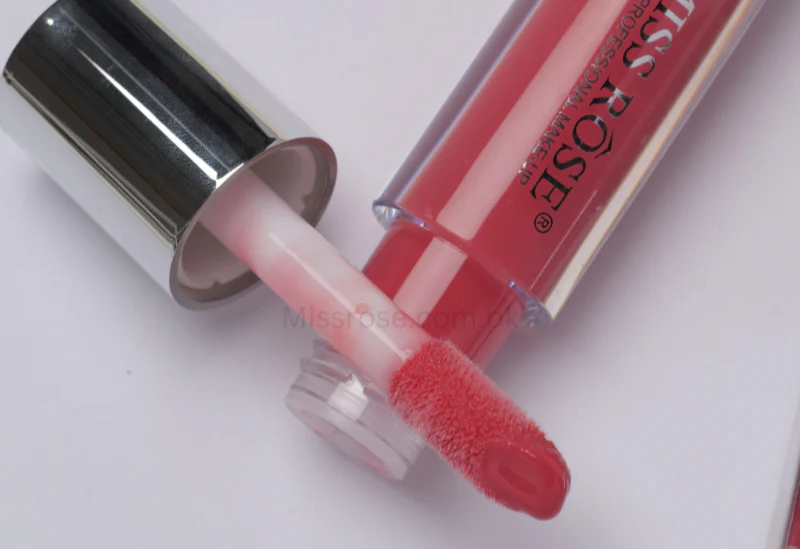Miss Rose Glossy Lip Gloss - Image 3
